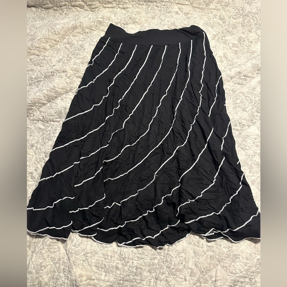 Soft surroundings Swirl Pull on Maxi Skirt